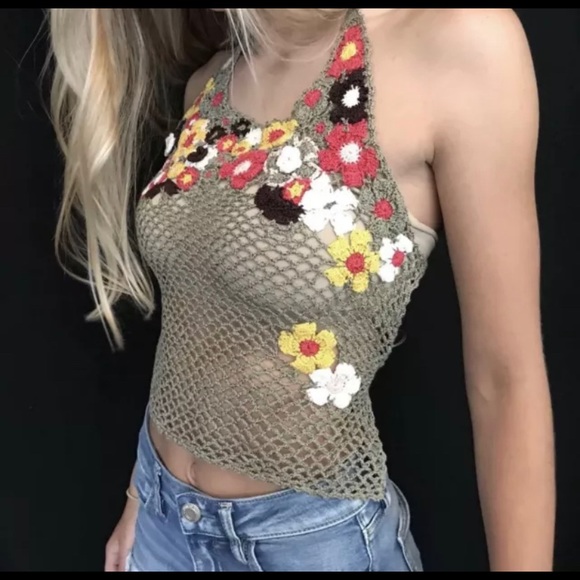 Guess Crochet Floral Halter Boho Festival Top - Picture 9 of 11